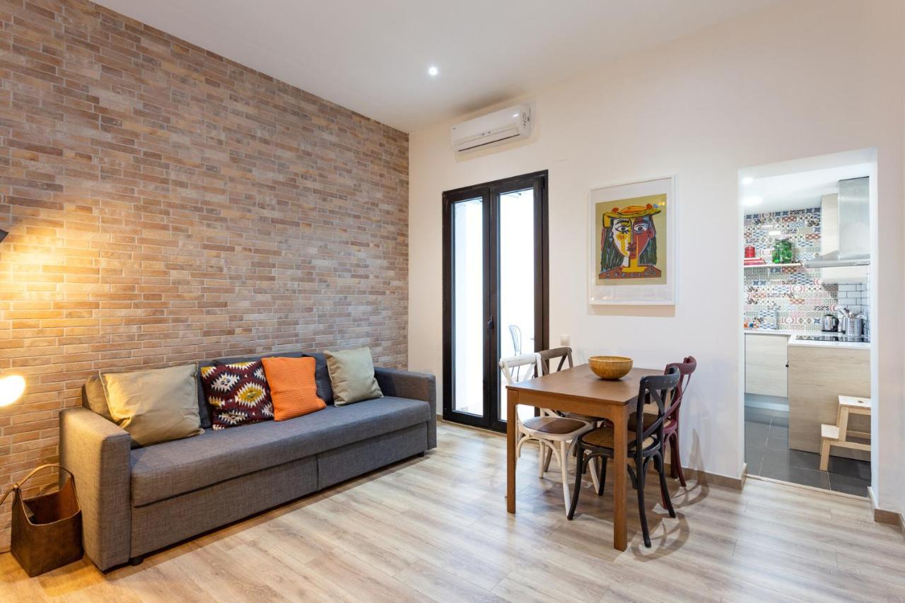 Stay U-Nique Apartments Travessera II Барселона Екстериор снимка