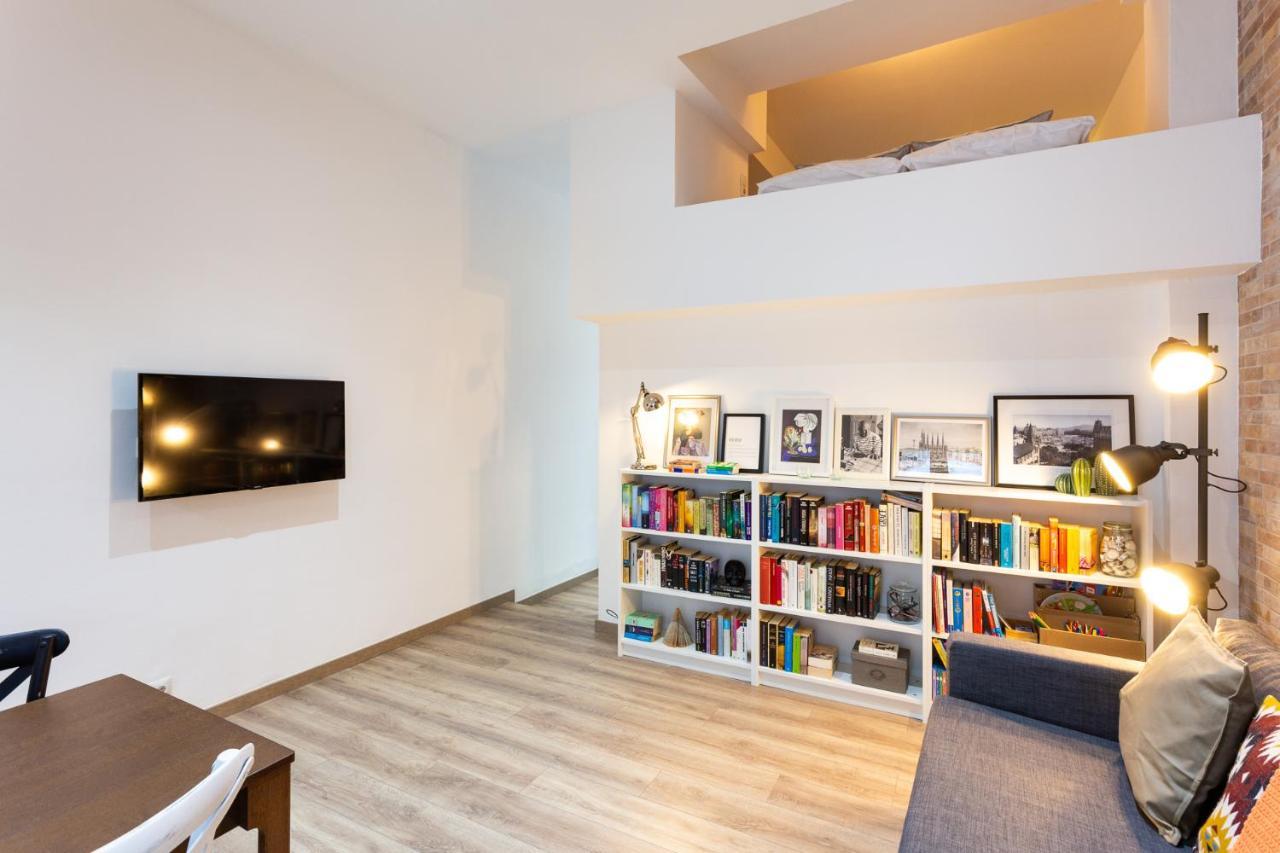 Stay U-Nique Apartments Travessera II Барселона Екстериор снимка