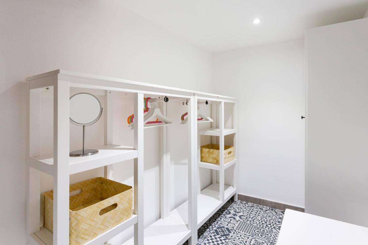 Stay U-Nique Apartments Travessera II Барселона Екстериор снимка
