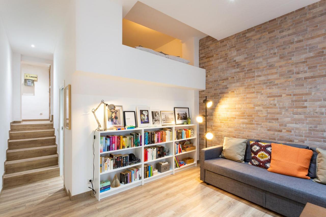 Stay U-Nique Apartments Travessera II Барселона Екстериор снимка