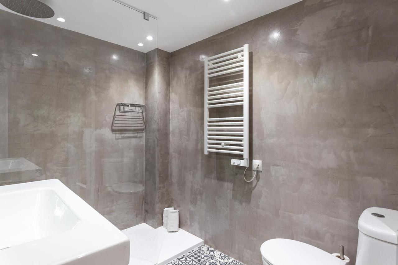 Stay U-Nique Apartments Travessera II Барселона Екстериор снимка